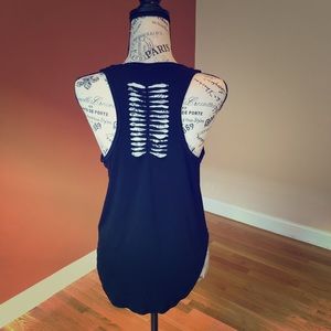 🔥🔥Like New! Slashed Open Back Tank🔥🔥